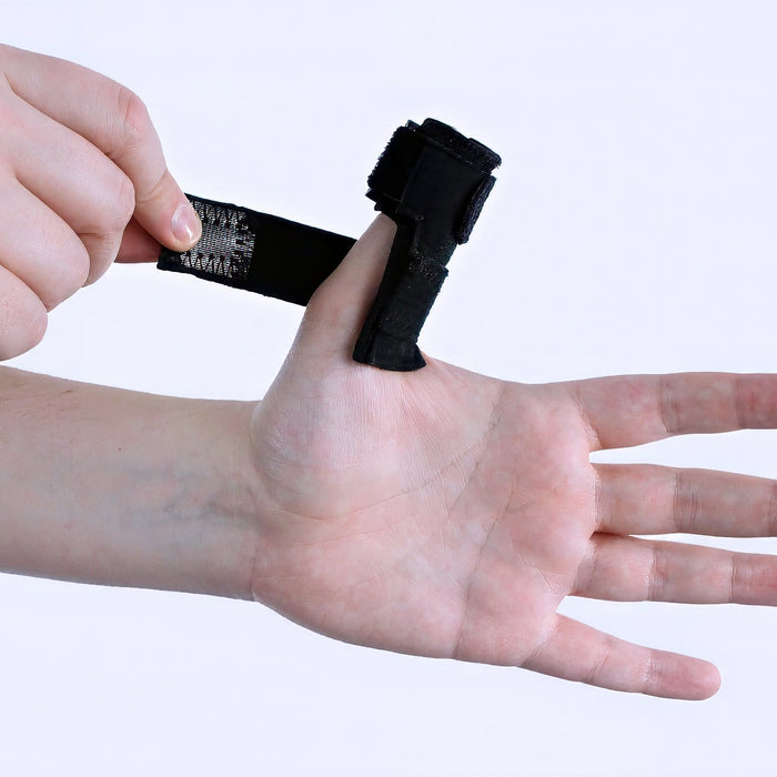 Fasten thumb splint