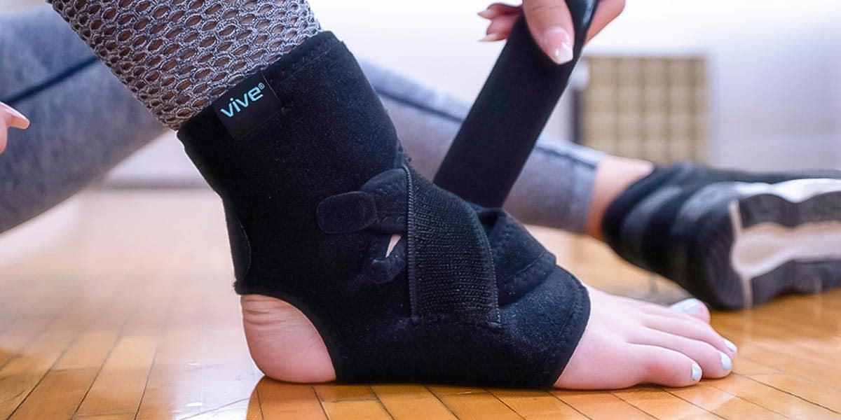 Fitting ankle brace