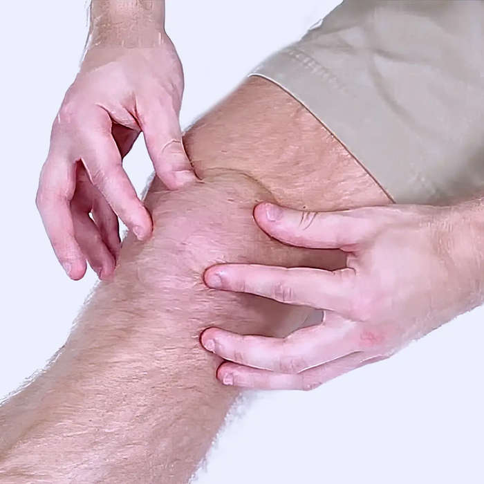 Holding knee cap