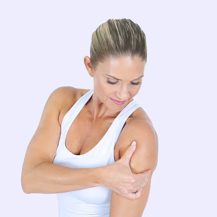 woman shoulder pain