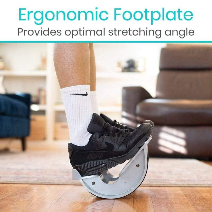 Ergonomic footplate provides optimal stretching angle