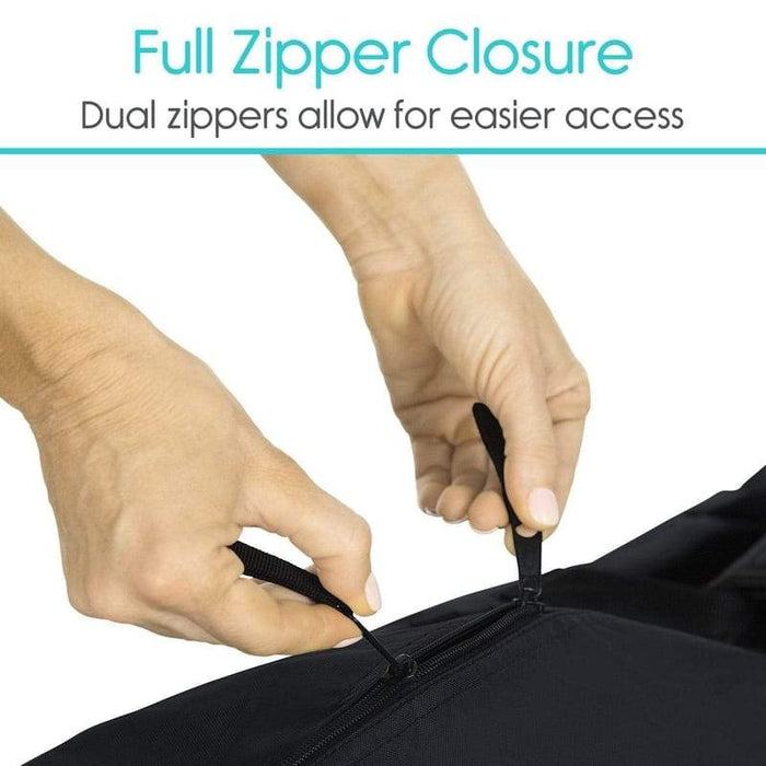 Full zipper closure. Dual zippers allow for easier access