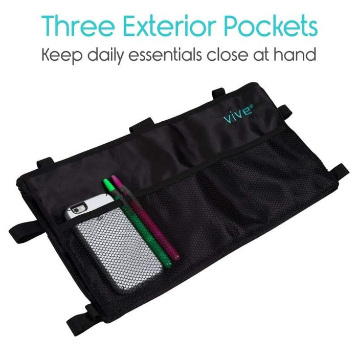 Three Exterior Pockets, Keep daily essentials close at hand